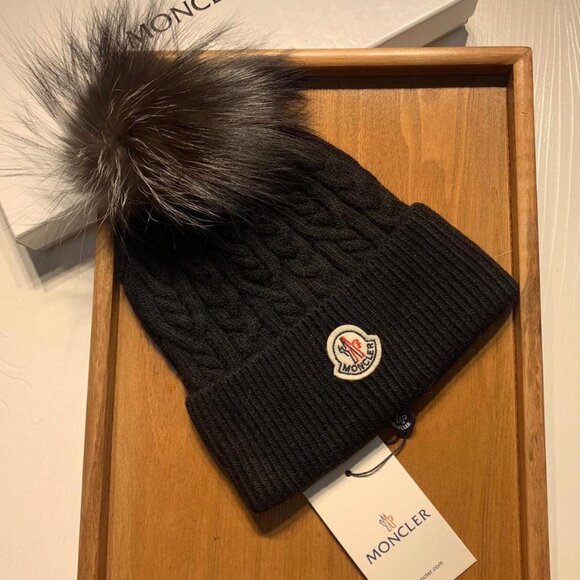 NWT Moncler Beanie Hat Black One Size - Picture 1 of 4